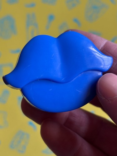 Bratz doll lip - lip, shaped