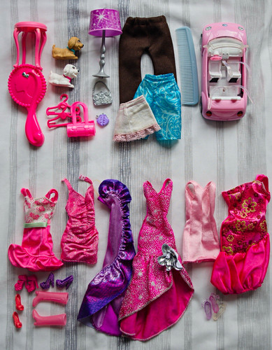Barbie 26pc clothing lot - 26pc,