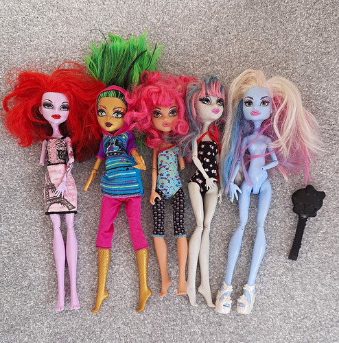 Monster high lot dolls - high,