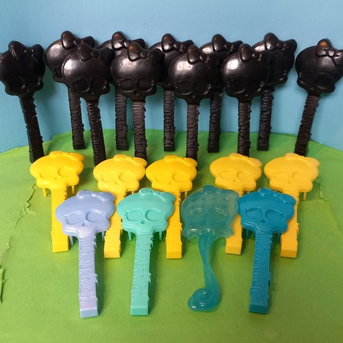 Monster high hair - high, brushes