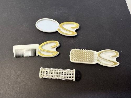 Vintage sindy doll brush - vintage, comb