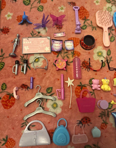 Barbie doll accessories